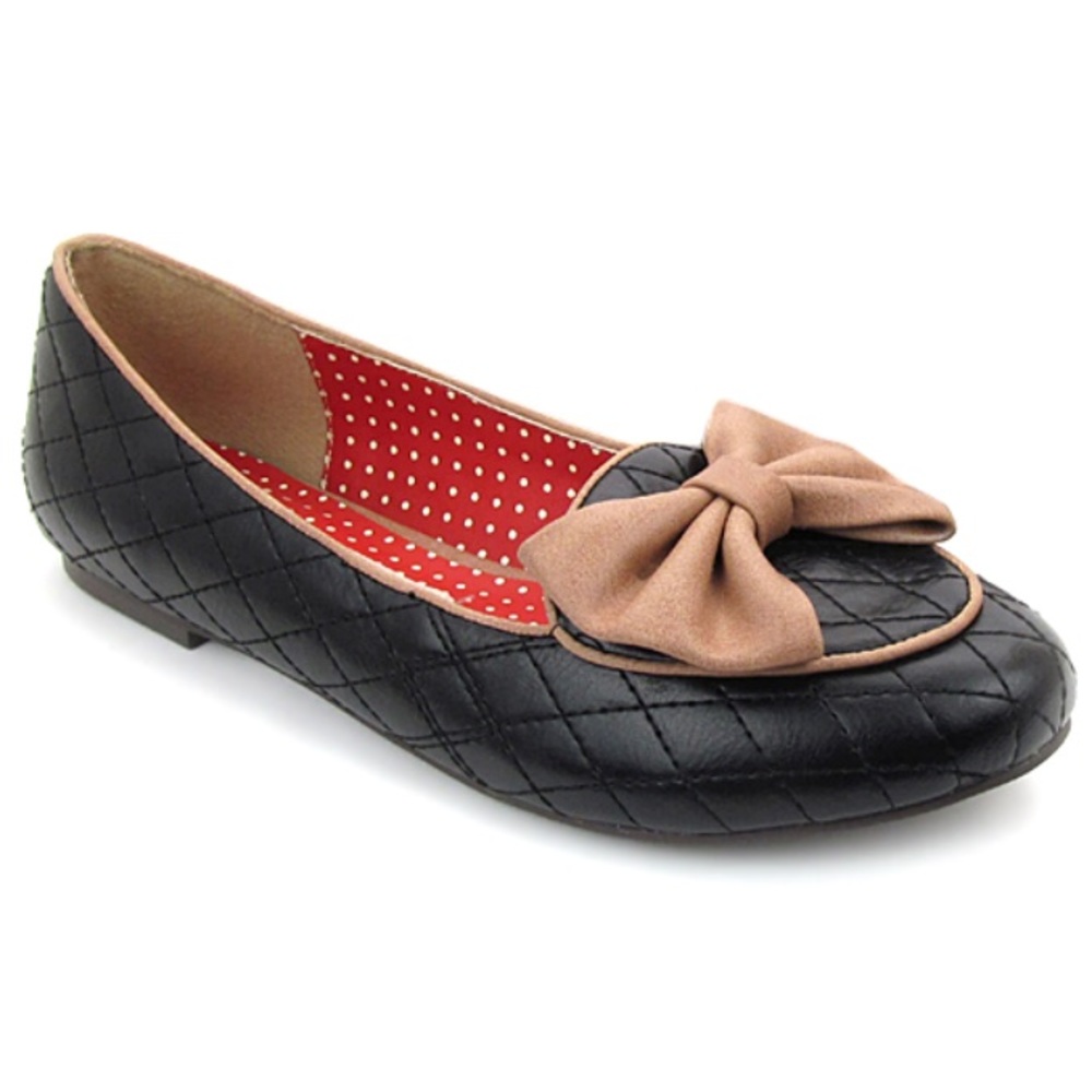 Quilted  Black loafer